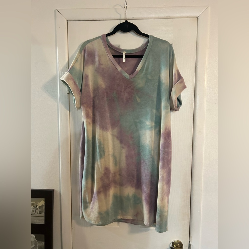 Tie-Dye V-Neck Women's Tshirt Dress